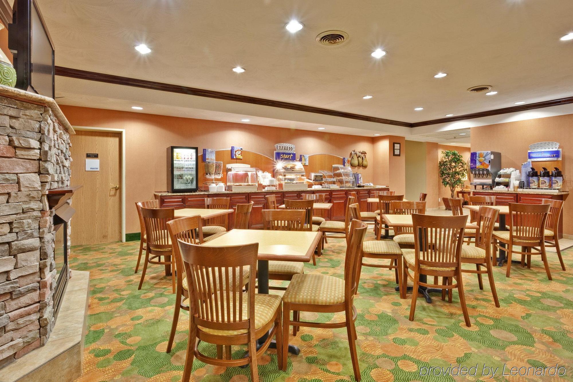 Holiday Inn Express Winfield - Teays Valley Hurricane Restaurant foto