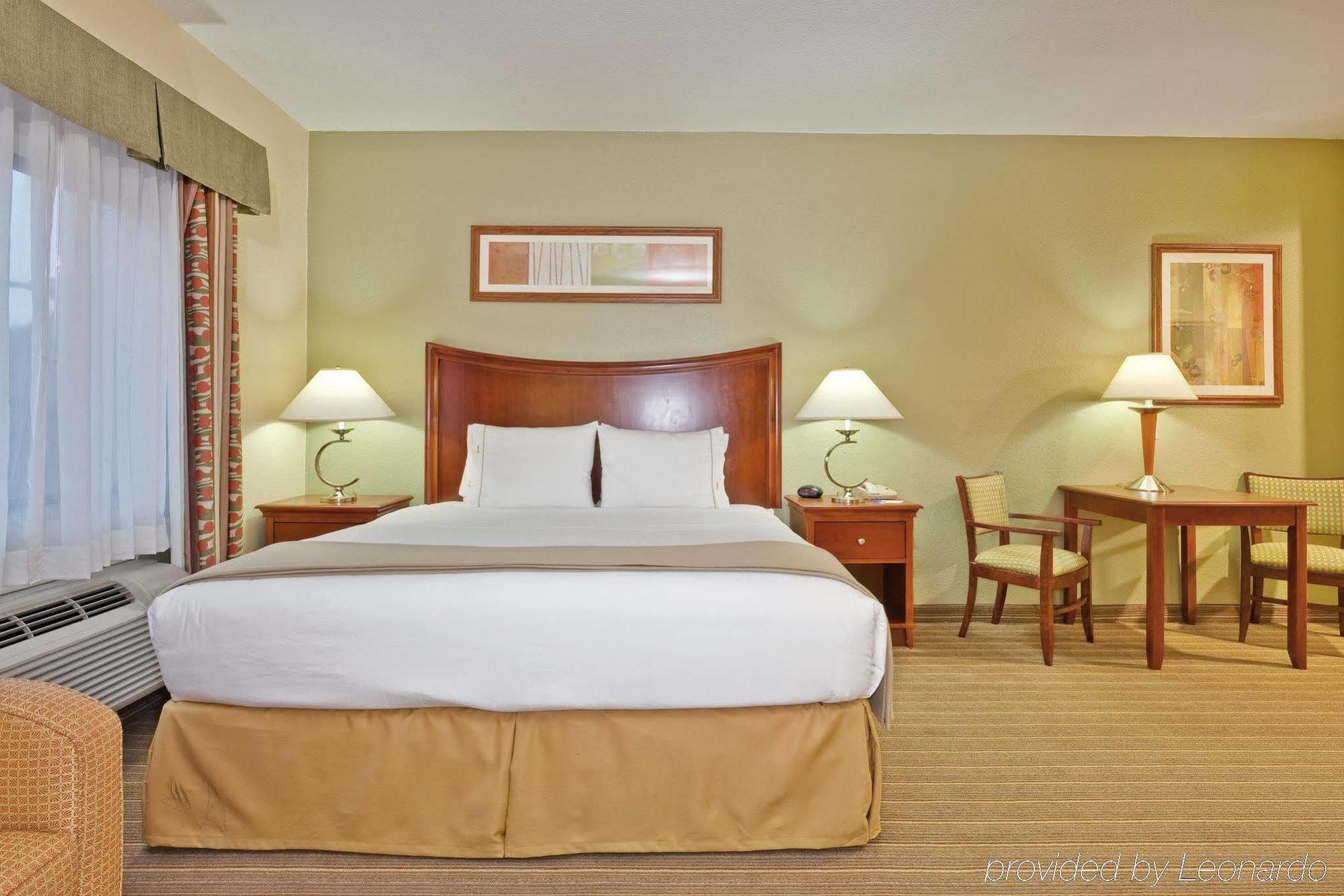 Holiday Inn Express Winfield - Teays Valley Hurricane Exterior foto