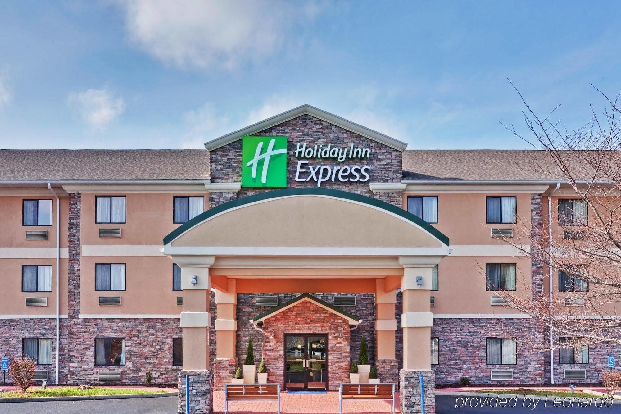 Holiday Inn Express Winfield - Teays Valley Hurricane Exterior foto